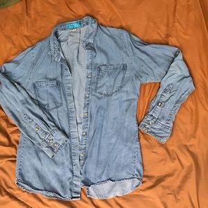 Buttons brand denim button up size Medium